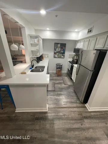 $299,900 | 1282 West Beach Boulevard, Unit 123, Biloxi, MS 39530