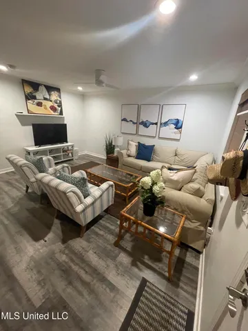 $299,900 | 1282 West Beach Boulevard, Unit 123, Biloxi, MS 39530