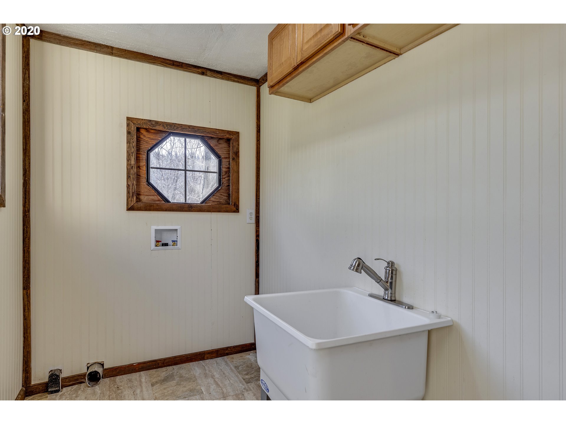3235 Fir Mountain Road Hood River, OR 97031 - Photo 19 of 32 Gallery Image 19