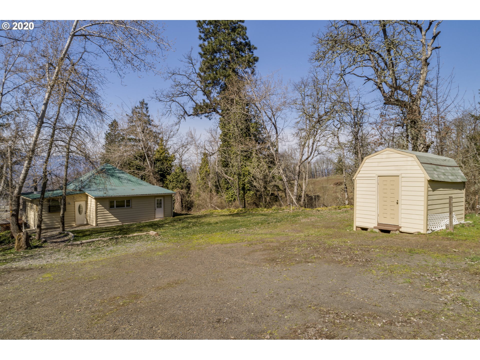 3235 Fir Mountain Road Hood River, OR 97031 - Photo 24 of 32 Gallery Image 24