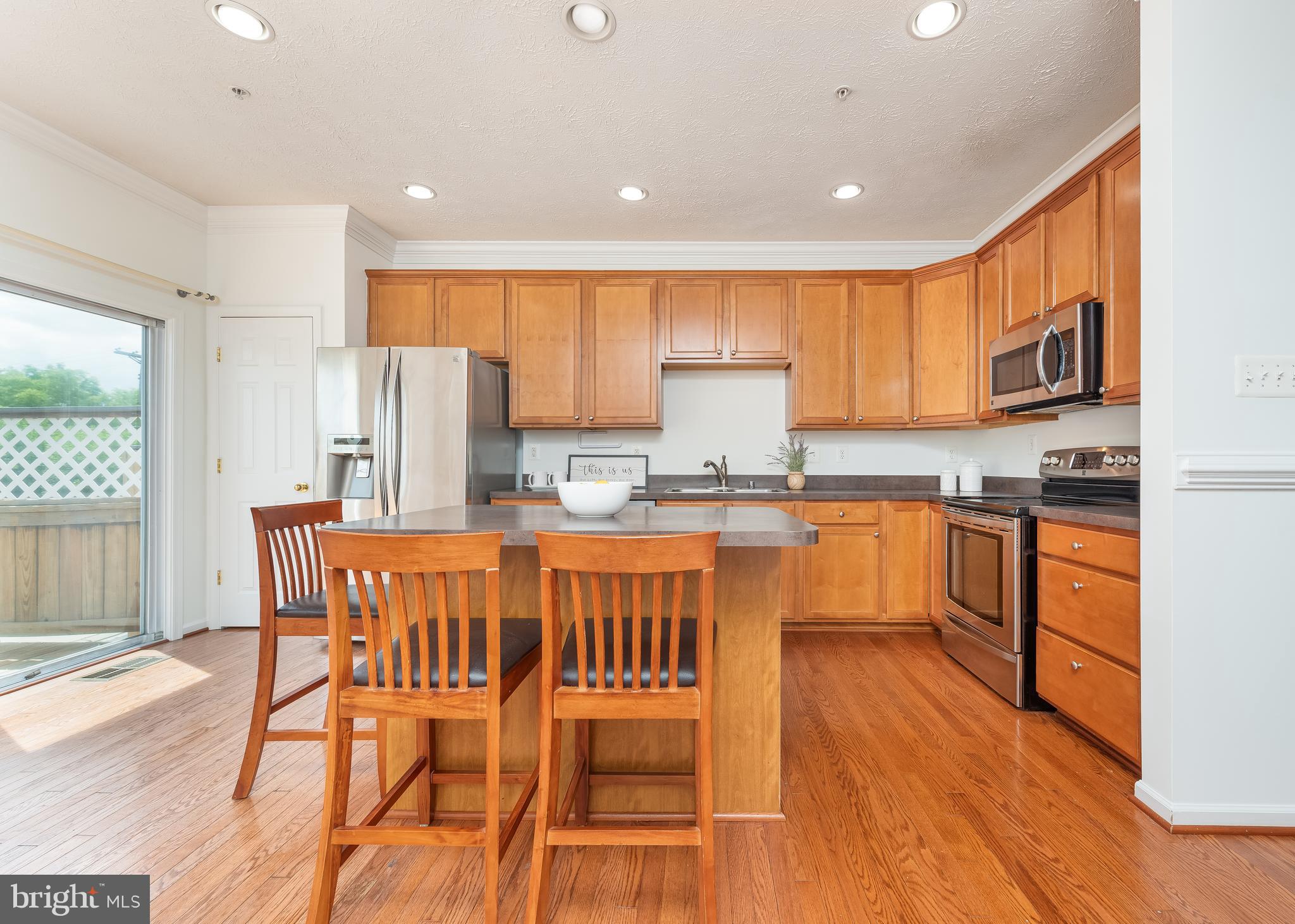 809 Middle River Road Baltimore, MD 21220 - Photo 5 of 30