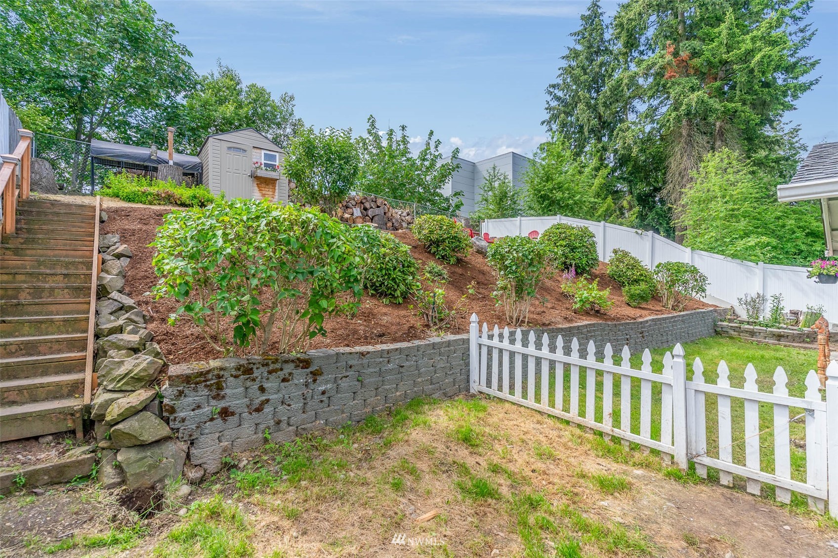 18120 19th Drive Southeast Bothell, WA 98012 - Photo 28 of 31 a view of a fence