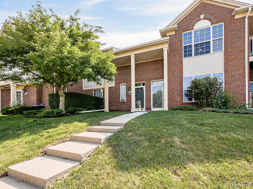1850 Flagstone Circle Rochester, MI 48307 - Photo 23 of 25