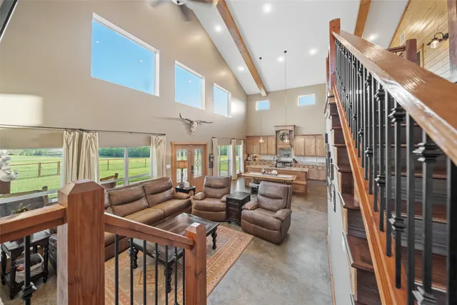 $1,800,000 | 3200 State Highway 75 North, Buffalo, TX 75831