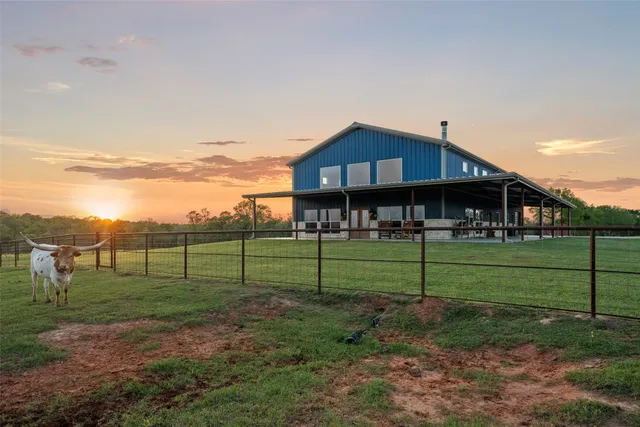 $1,800,000 | 3200 State Highway 75 North, Buffalo, TX 75831