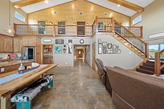 $1,800,000 | 3200 State Highway 75 North, Buffalo, TX 75831