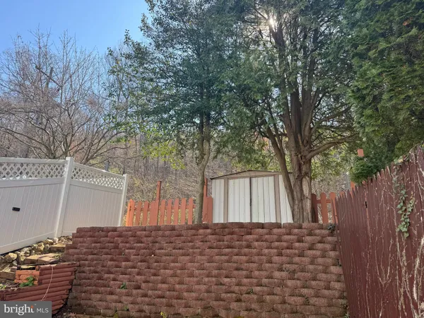 $1,950 | 1136 Fox Run, Reading, PA 19606