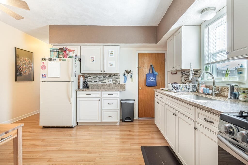 39 Melvin Street Wakefield, MA 01880 - Photo 17 of 29