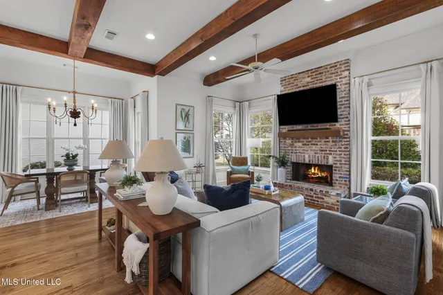 $939,900 | 106 Edgewood Drive, Madison, MS 39110