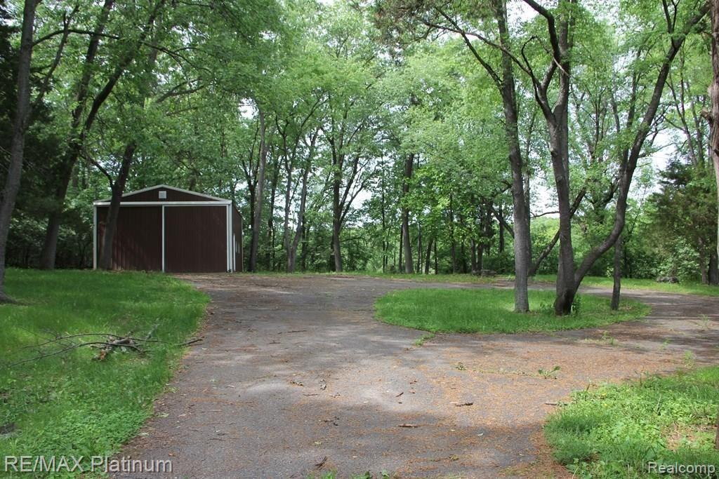11365 Culver Road Brighton, MI 48114 - Photo 27 of 29 IMG_2567.jpg