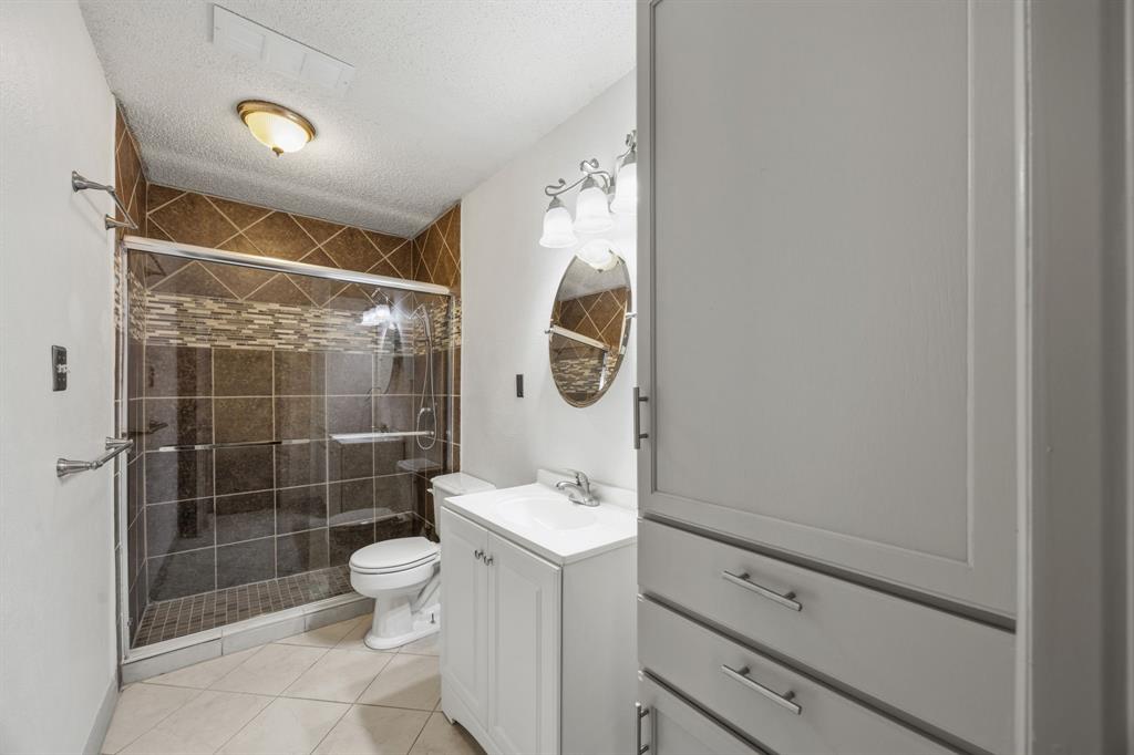 4241 Madera Road, Unit 4 Irving, TX 75038 - Photo 21 of 37