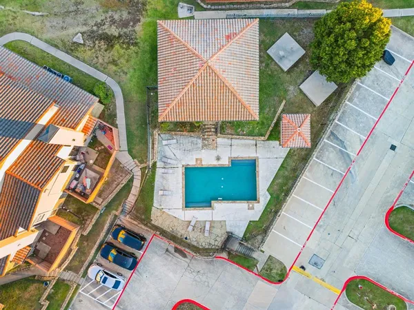 $250,000 | 4241 Madera Road, Unit 4, Irving, TX 75038