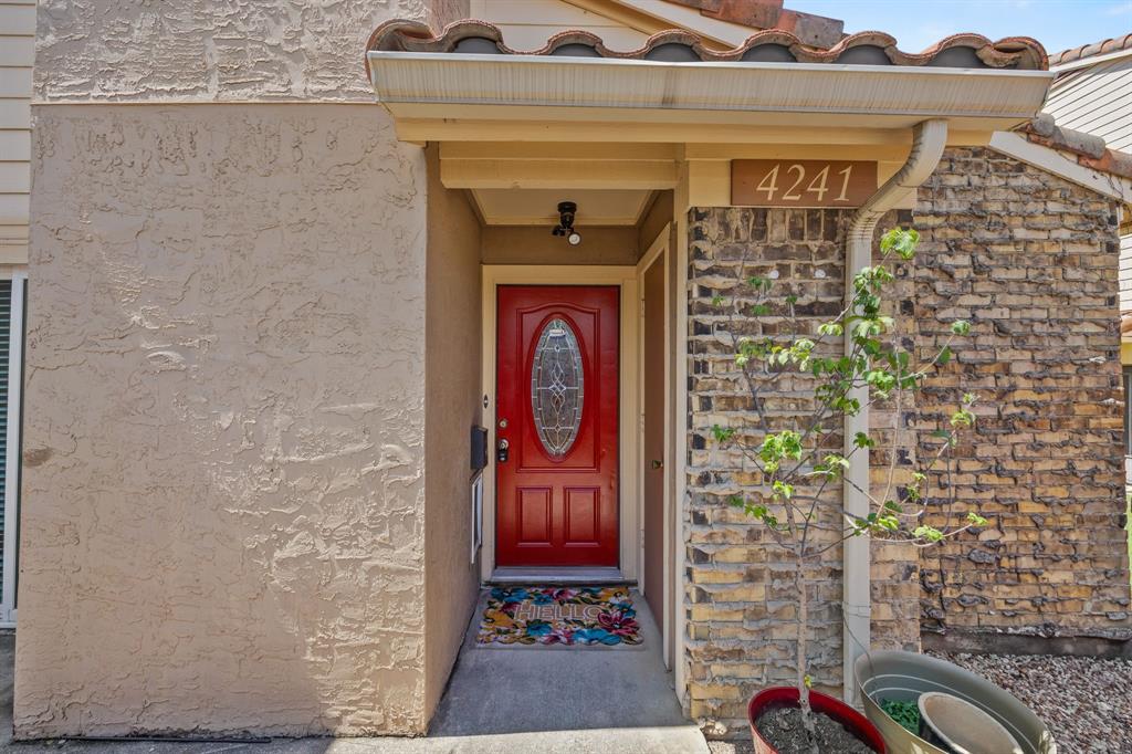 4241 Madera Road, Unit 4 Irving, TX 75038 - Photo 4 of 37