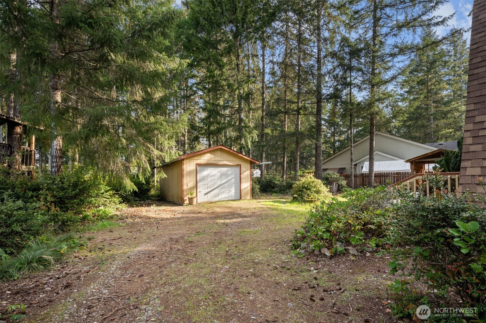 180 East Shetland Road Shelton, WA 98584 - Photo 3 of 40