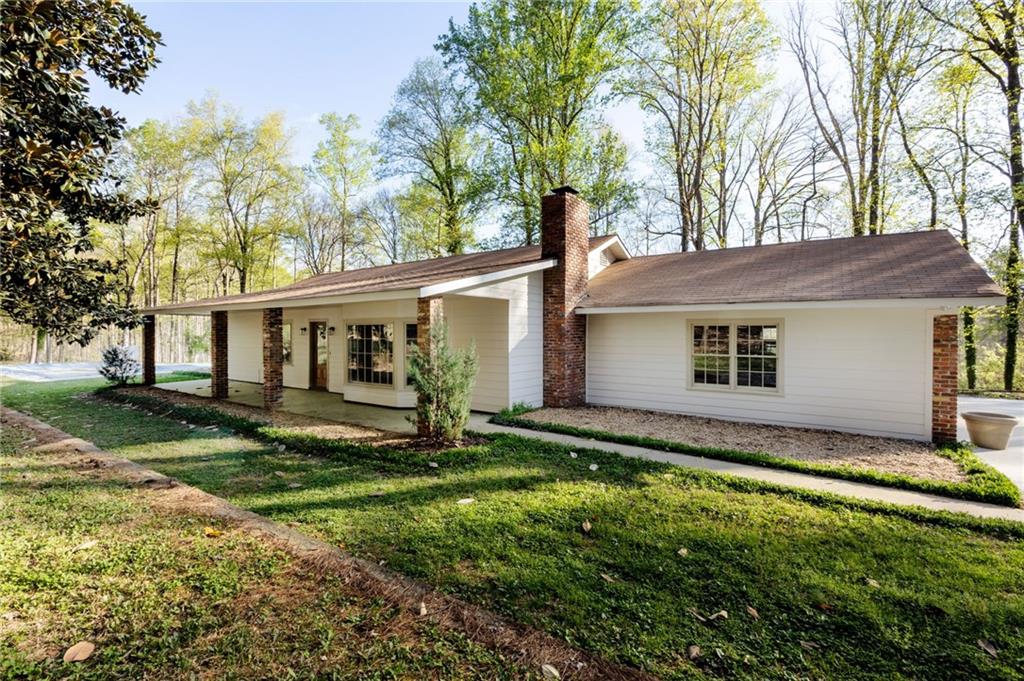 143 Swanson Road Fayetteville, GA 30214 - Photo 2 of 27