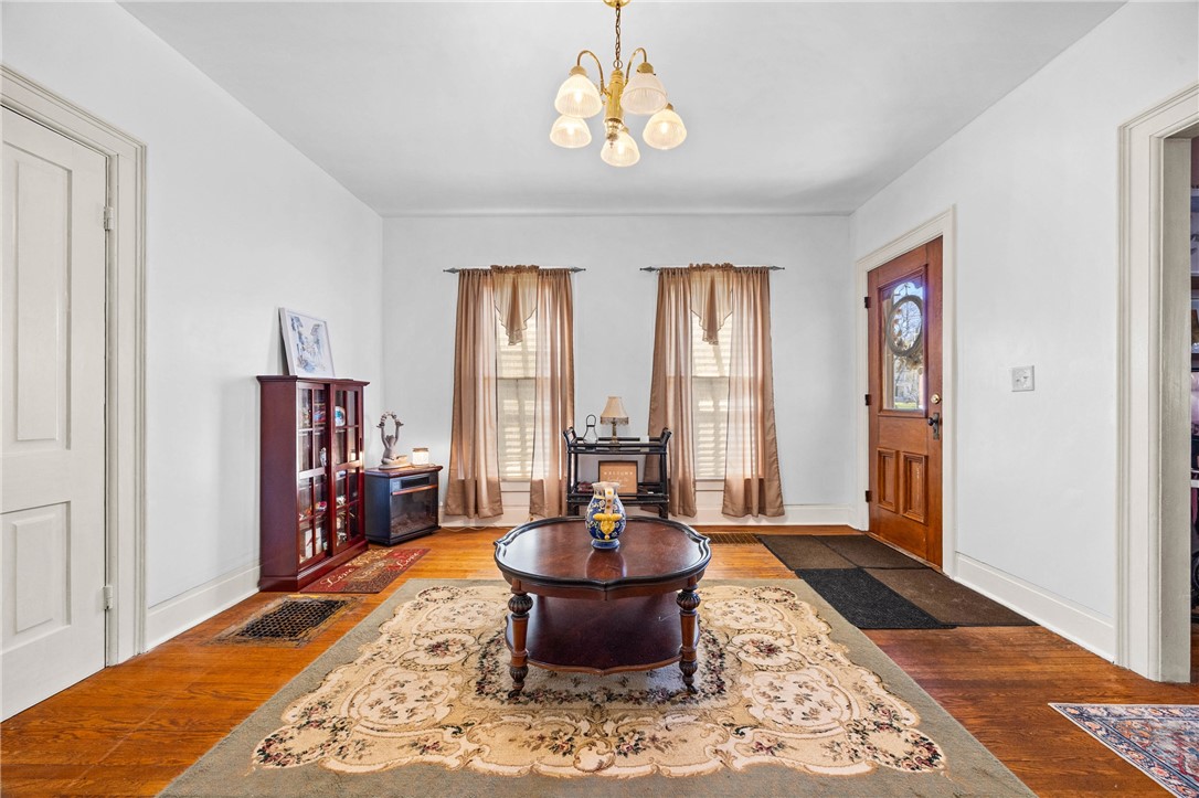 6 Prospect Street Seneca Falls, NY 13148 - Photo 11 of 47