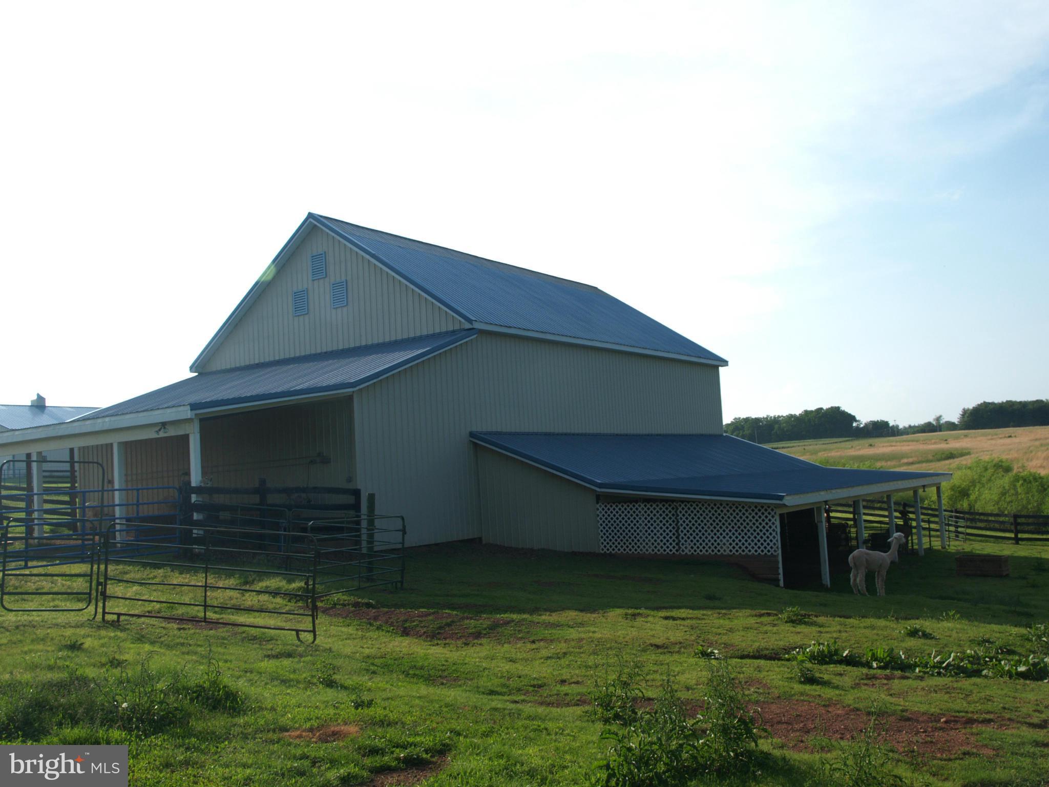 14980 Limestone School Road Leesburg, VA 20176 - Photo 15 of 30 Hay / Bank Barn