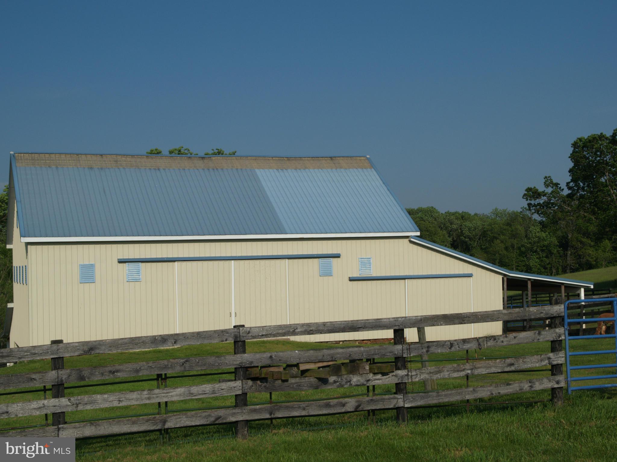 14980 Limestone School Road Leesburg, VA 20176 - Photo 16 of 30 Hay / Bank Barn