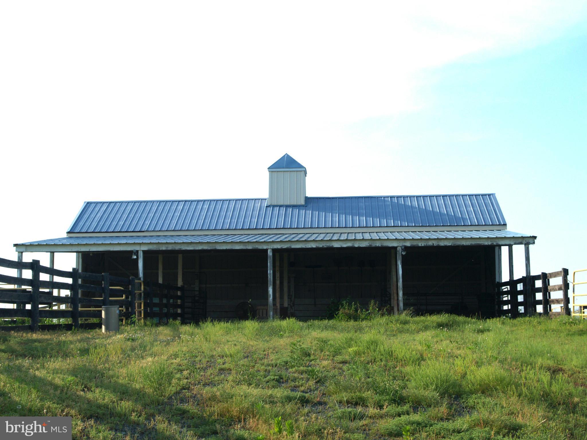 14980 Limestone School Road Leesburg, VA 20176 - Photo 27 of 30 Jupiter Barn - Front