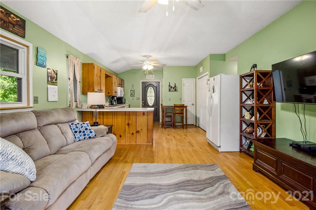 428 Slick Rock Road Hendersonville, NC 28792 - Photo 21 of 38 Gallery Image 21
