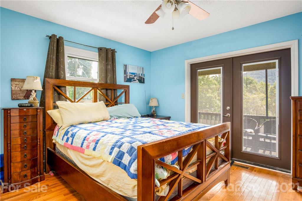 428 Slick Rock Road Hendersonville, NC 28792 - Photo 23 of 38 Gallery Image 23