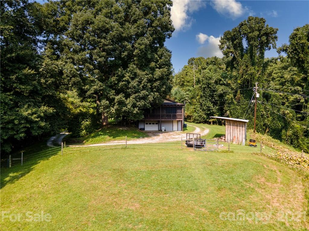 428 Slick Rock Road Hendersonville, NC 28792 - Photo 36 of 38 Gallery Image 36