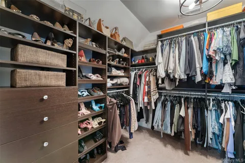 $899,999 | 108 Boxwood Circle, Hopewell Junction, NY 12533