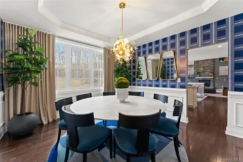 $899,999 | 108 Boxwood Circle, Hopewell Junction, NY 12533