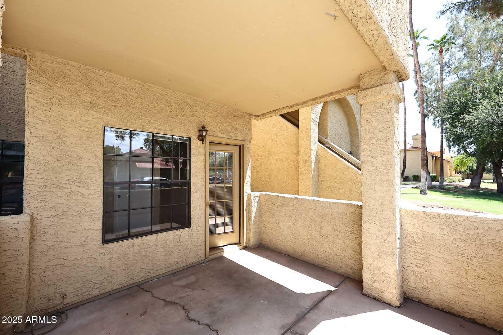 1126 West Elliot Road, Unit 1040 Chandler, AZ 85224 - Photo 6 of 25 a view of a car garage