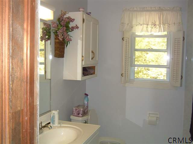 41 Worth Road Wilton, NY 12831 - Photo 9 of 15 Photo 9