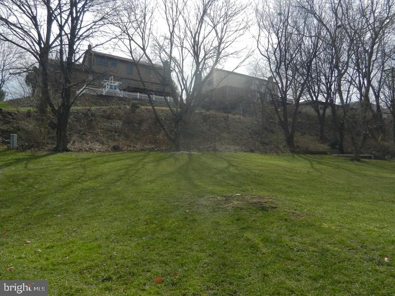 3470 Kingston Road York, PA 17402 - Photo 27 of 29 Gallery Image 27