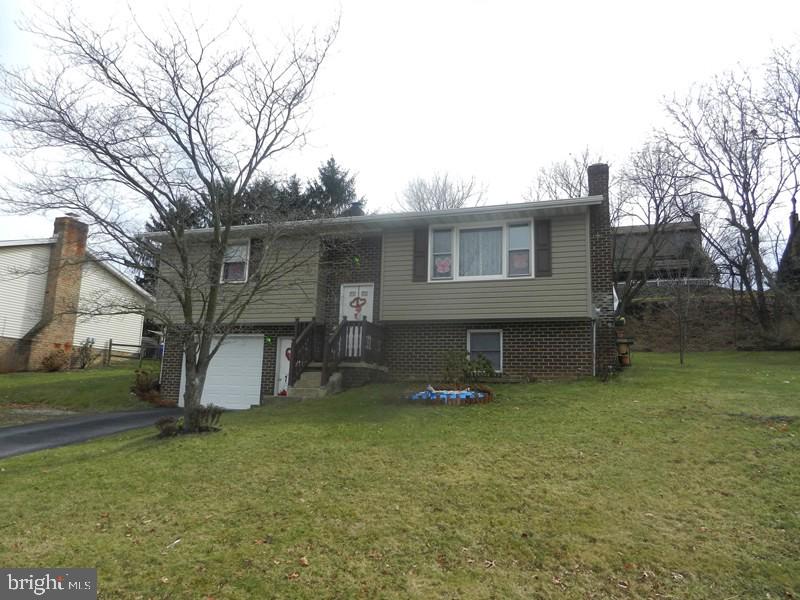 3470 Kingston Road York, PA 17402 - Photo 4 of 29 Gallery Image 4