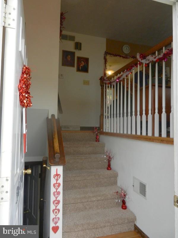 3470 Kingston Road York, PA 17402 - Photo 6 of 29 Gallery Image 6
