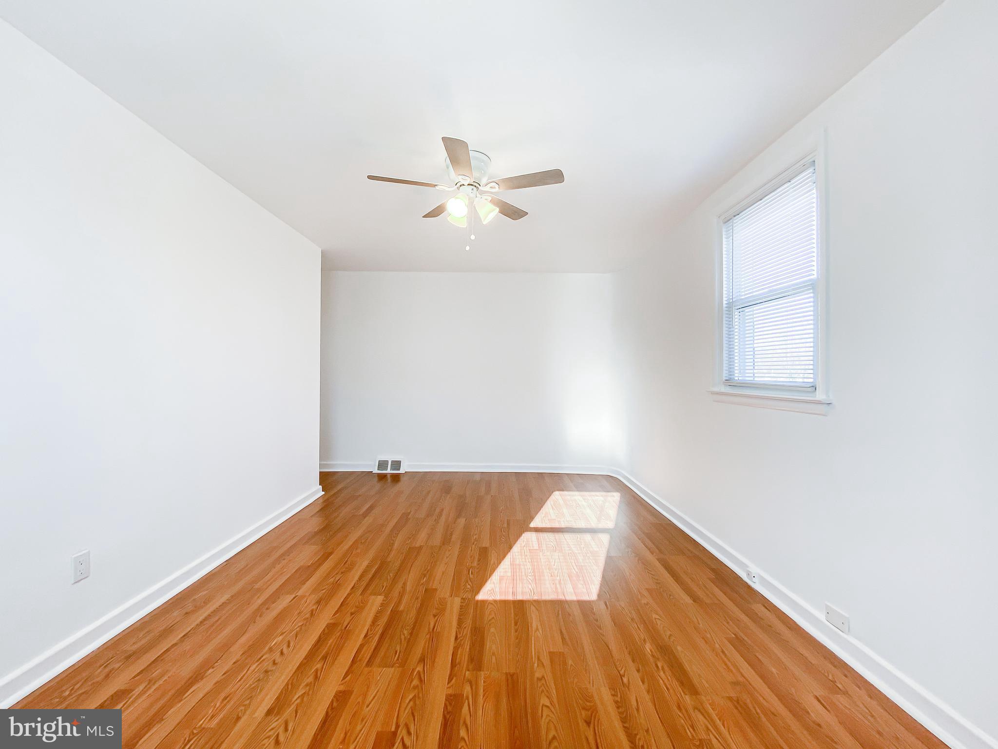 1703 Fox Chase Road Philadelphia, PA 19152 - Photo 19 of 35 Gallery Image 19