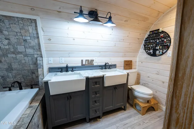 $4,750,000 | 517-ac Gregory Road, Sneedville, TN 37869