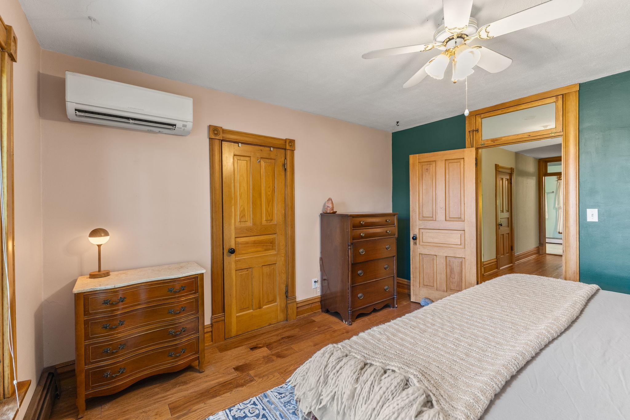 228 Summit Avenue Center City, MN 55012 - Photo 35 of 71
