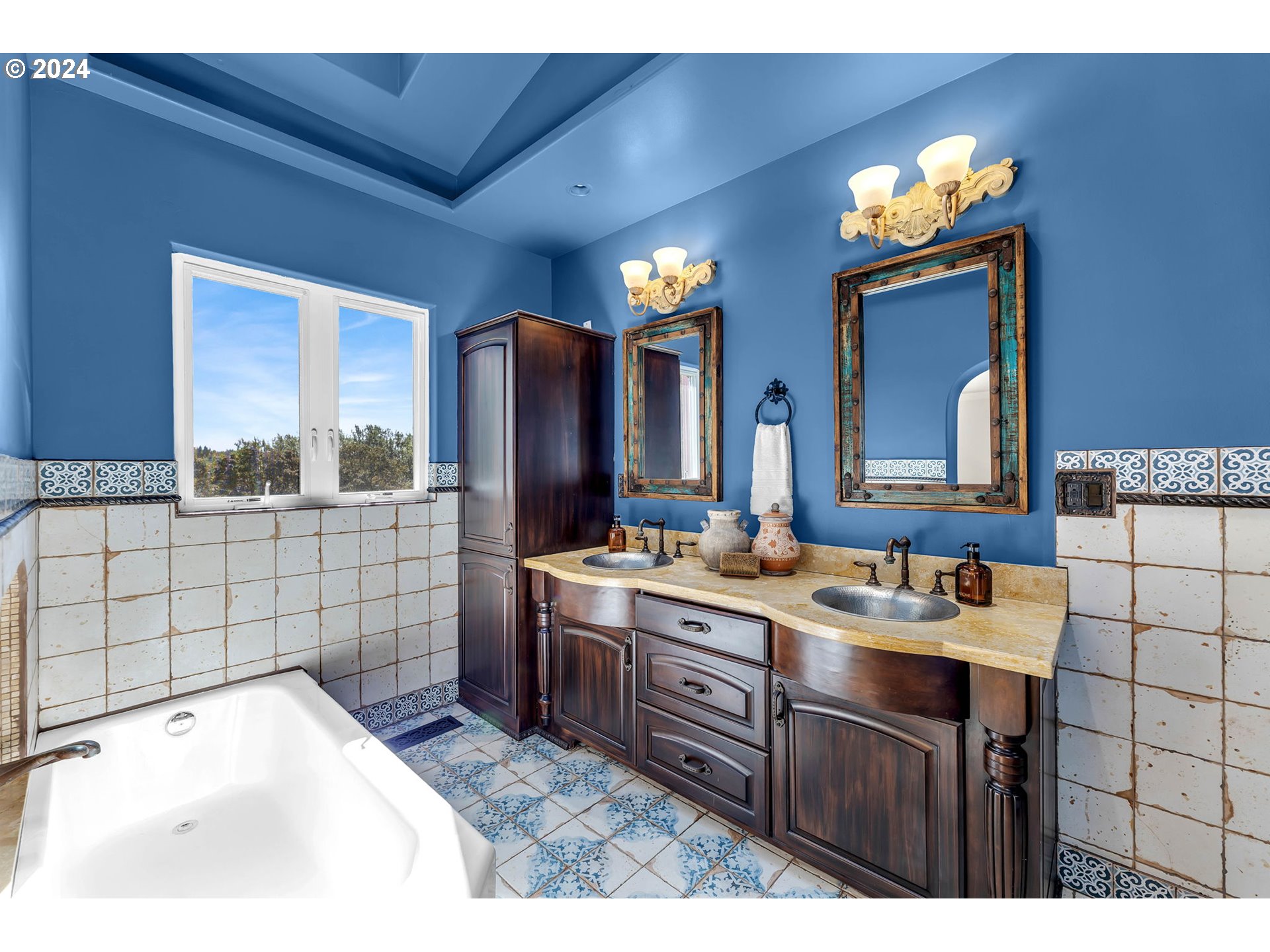 2824 Southwest 6th Avenue Camas, WA 98607 - Photo 15 of 33 Bathroom