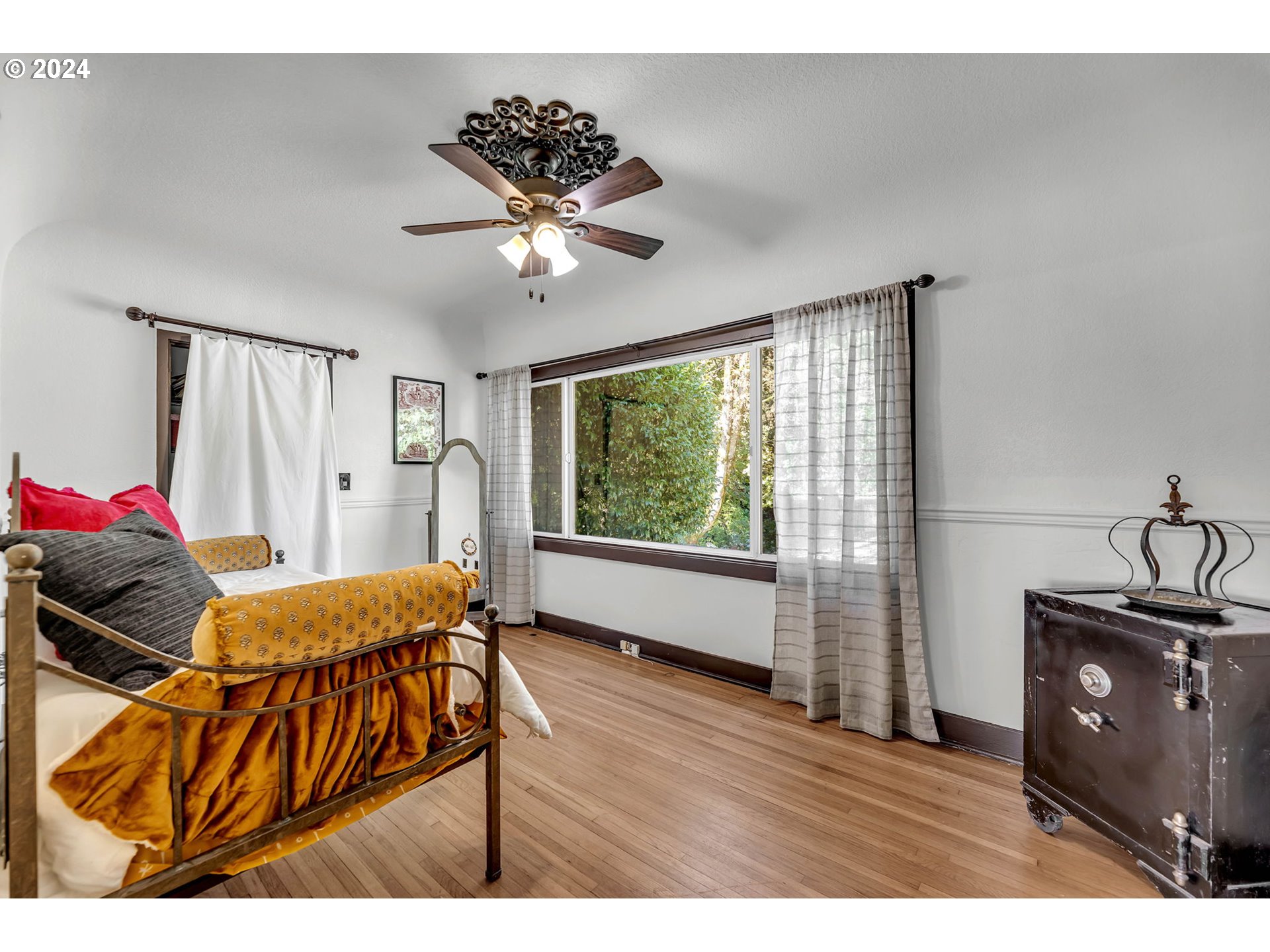 2824 Southwest 6th Avenue Camas, WA 98607 - Photo 17 of 33 Bedroom