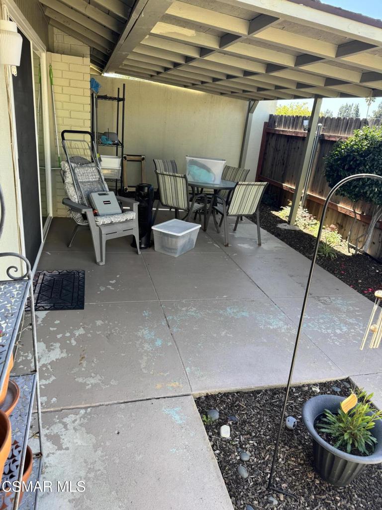 2261 Camilar Drive Camarillo, CA 93010 - Photo 12 of 18