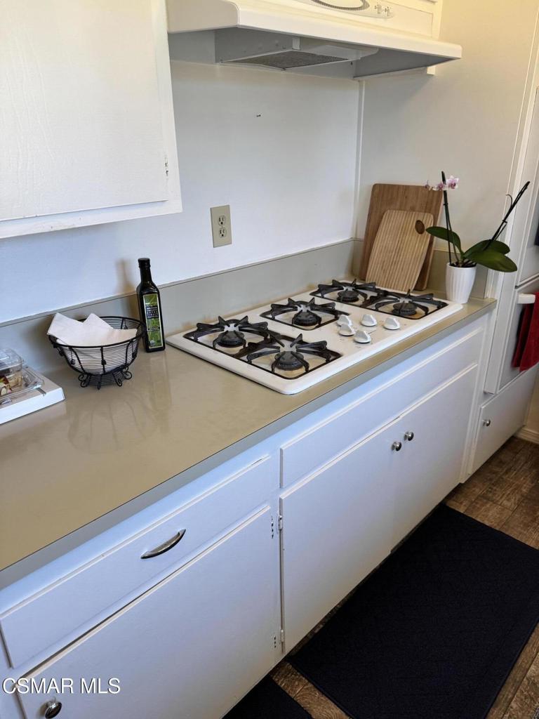 2261 Camilar Drive Camarillo, CA 93010 - Photo 16 of 18