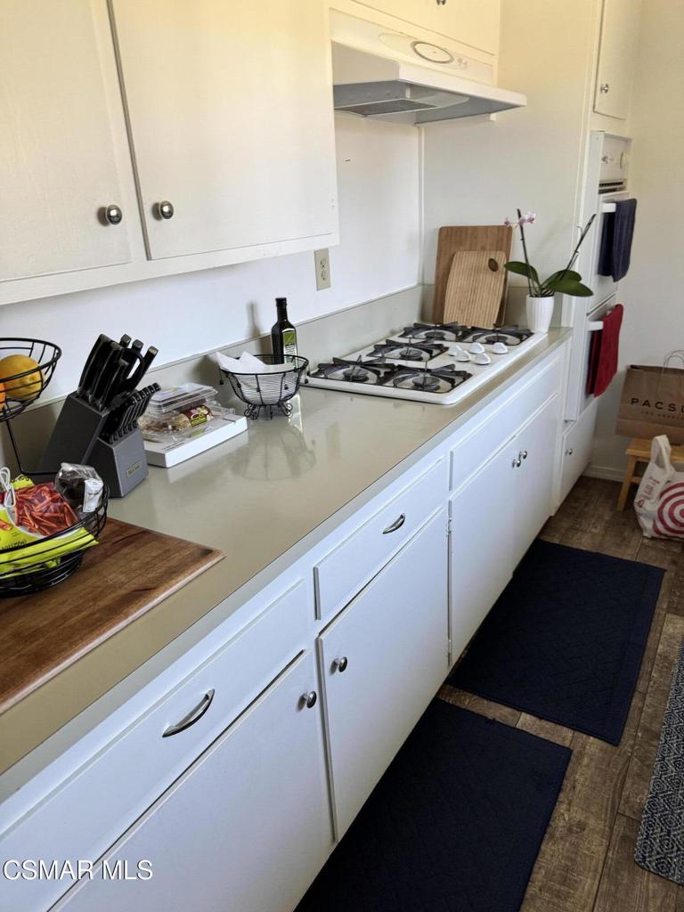 2261 Camilar Drive Camarillo, CA 93010 - Photo 17 of 18