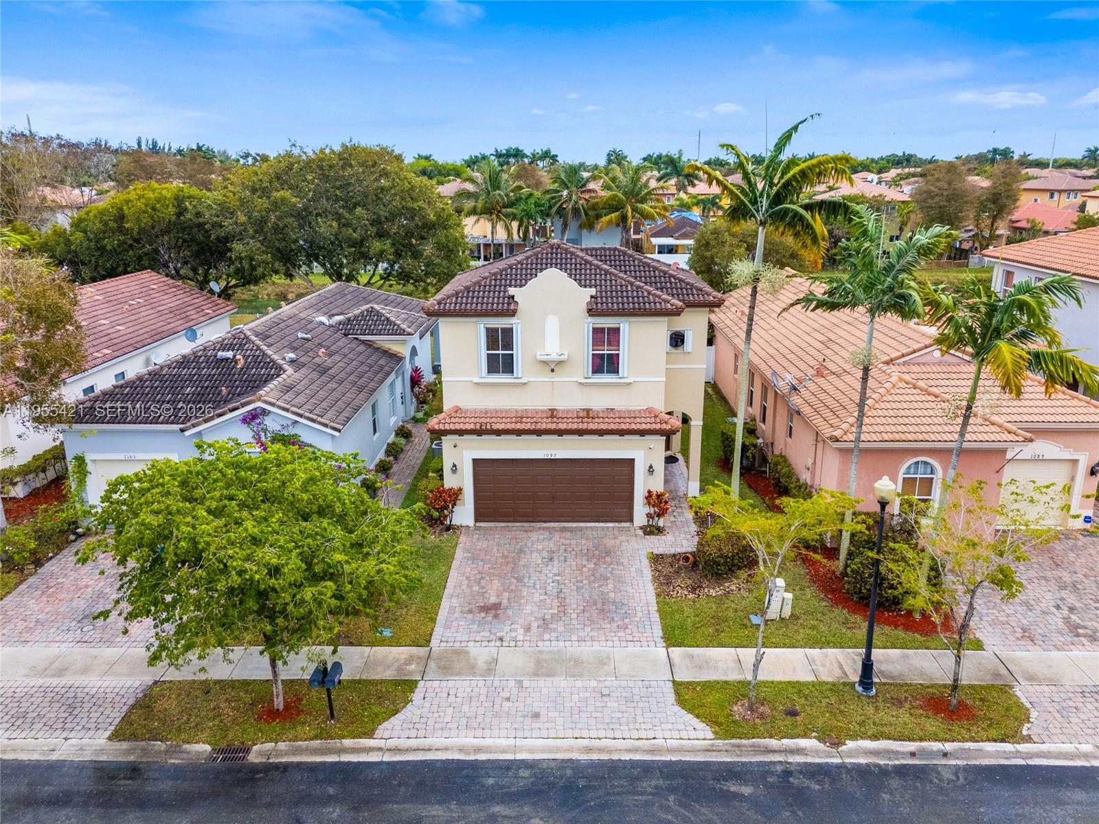 1097 Northeast 40th Road Homestead, FL 33033 - Photo 2 of 26