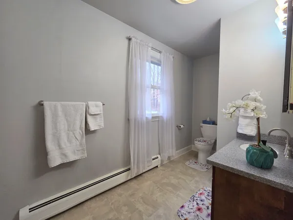 $610,000 | 229 Meadowood Lane, Unit 6, Waterford, VT 05819