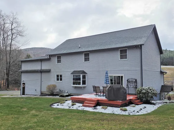 $610,000 | 229 Meadowood Lane, Unit 6, Waterford, VT 05819