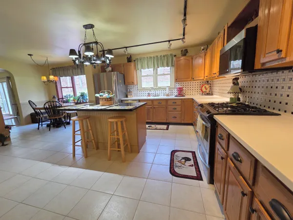 $610,000 | 229 Meadowood Lane, Unit 6, Waterford, VT 05819