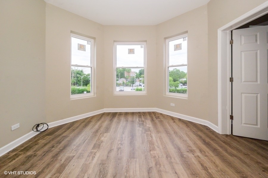 6137 South Racine Avenue Chicago, IL 60636 - Photo 10 of 17 Gallery Image 10