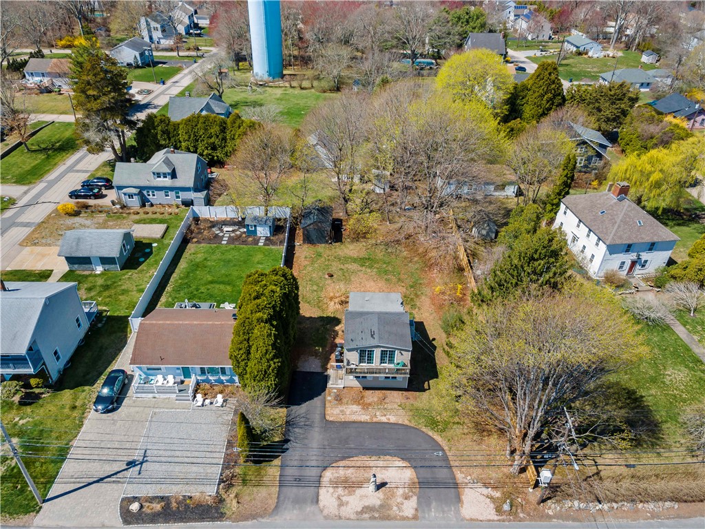844 Boston Neck Road Narragansett, RI 02882 - Photo 18 of 40