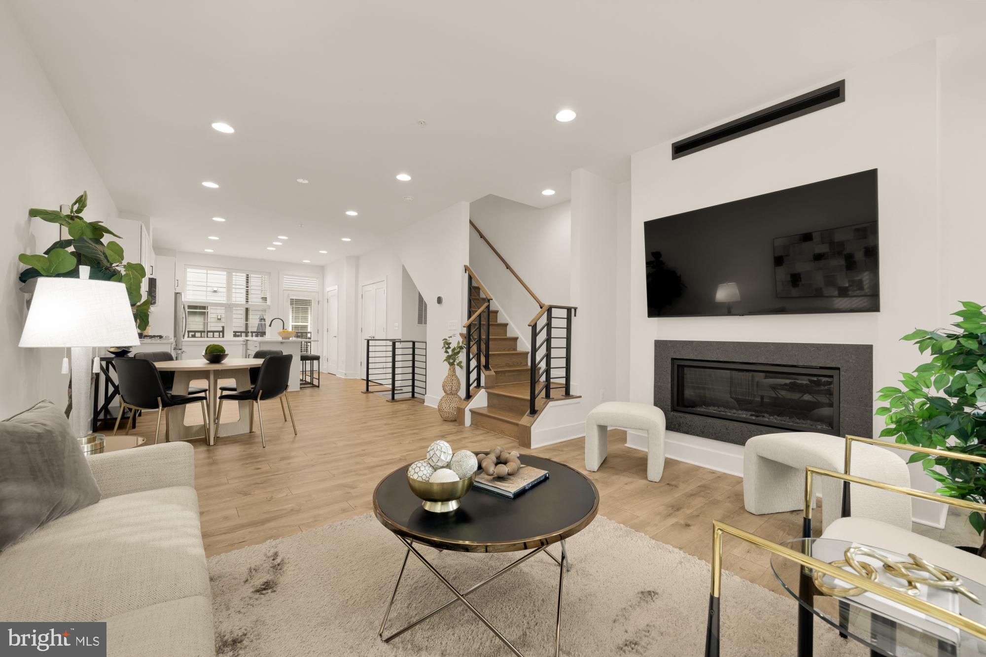 11246 Faraday Park Drive Reston, VA 20190 - Photo 3 of 48 Like-New, 2022 Build