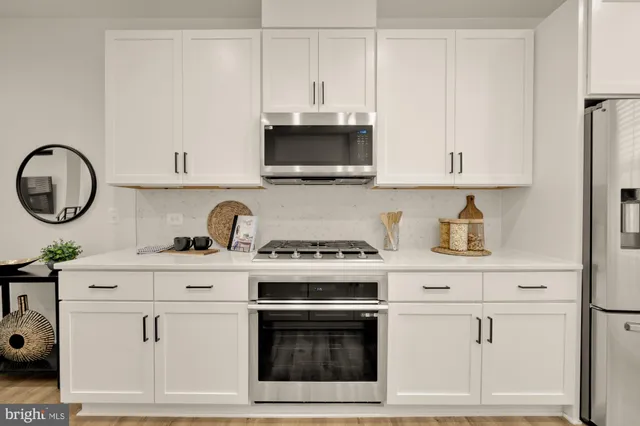 $880,000 | 11246 Faraday Park Drive, Reston, VA 20190