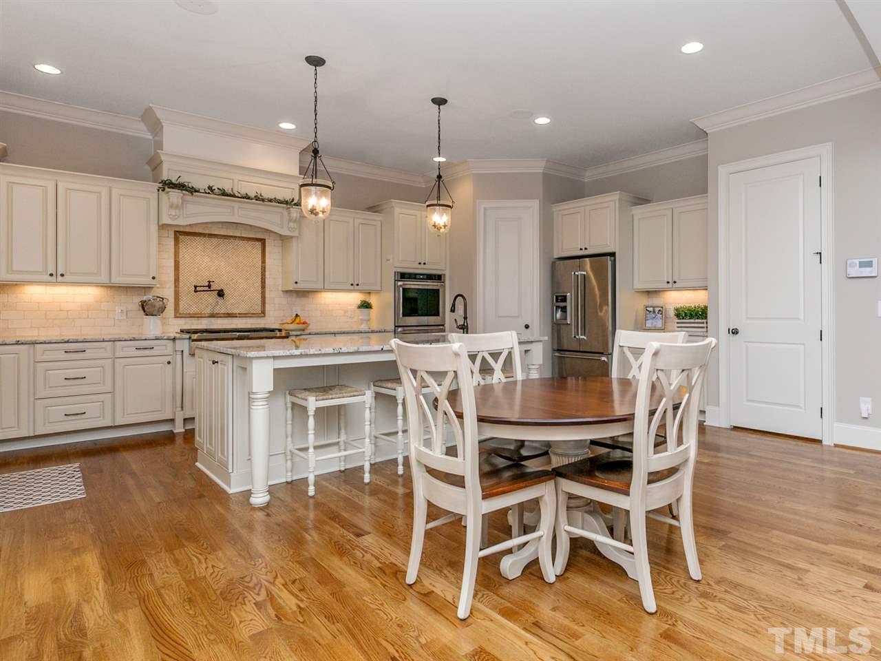 5009 Wainscott Way Raleigh, NC 27612 - Photo 8 of 25 Gallery Image 8